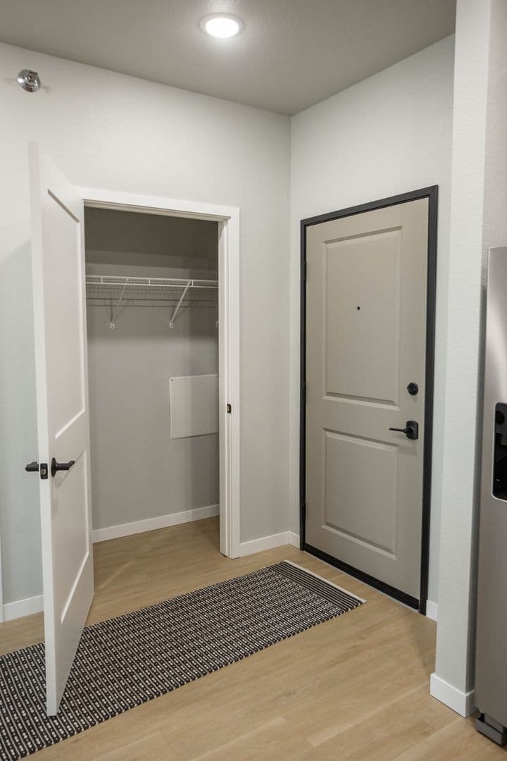 Fargo Apartment: 1882 39th St S