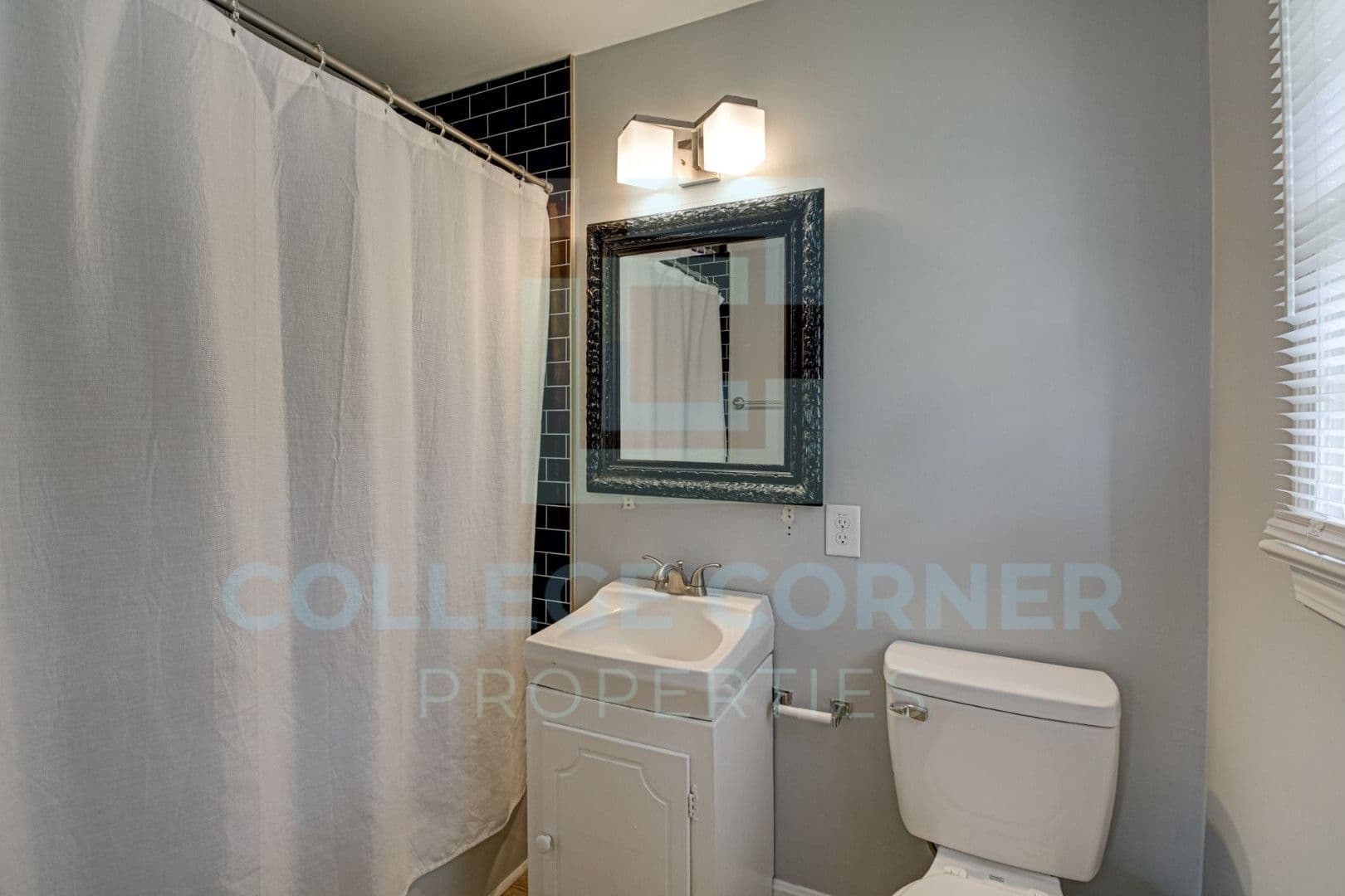 Winston Salem House: 810 Polo Road