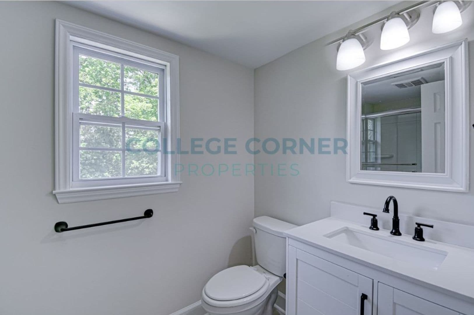 Winston-Salem House: 1231 Brookwood Drive