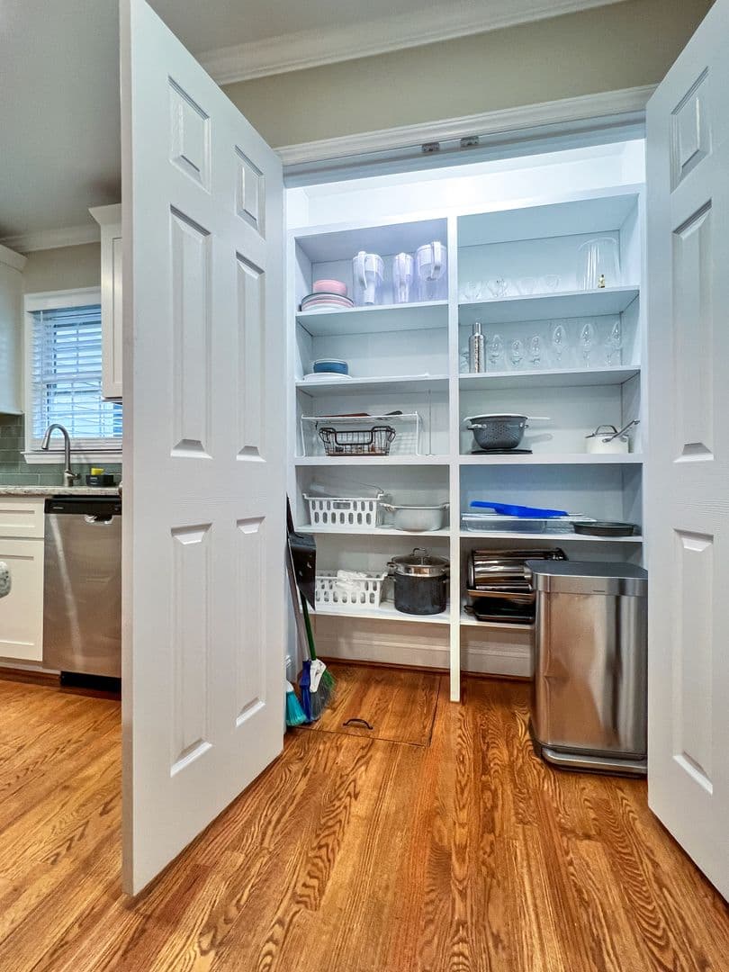 Winston Salem House: 1226 Brookwood Drive