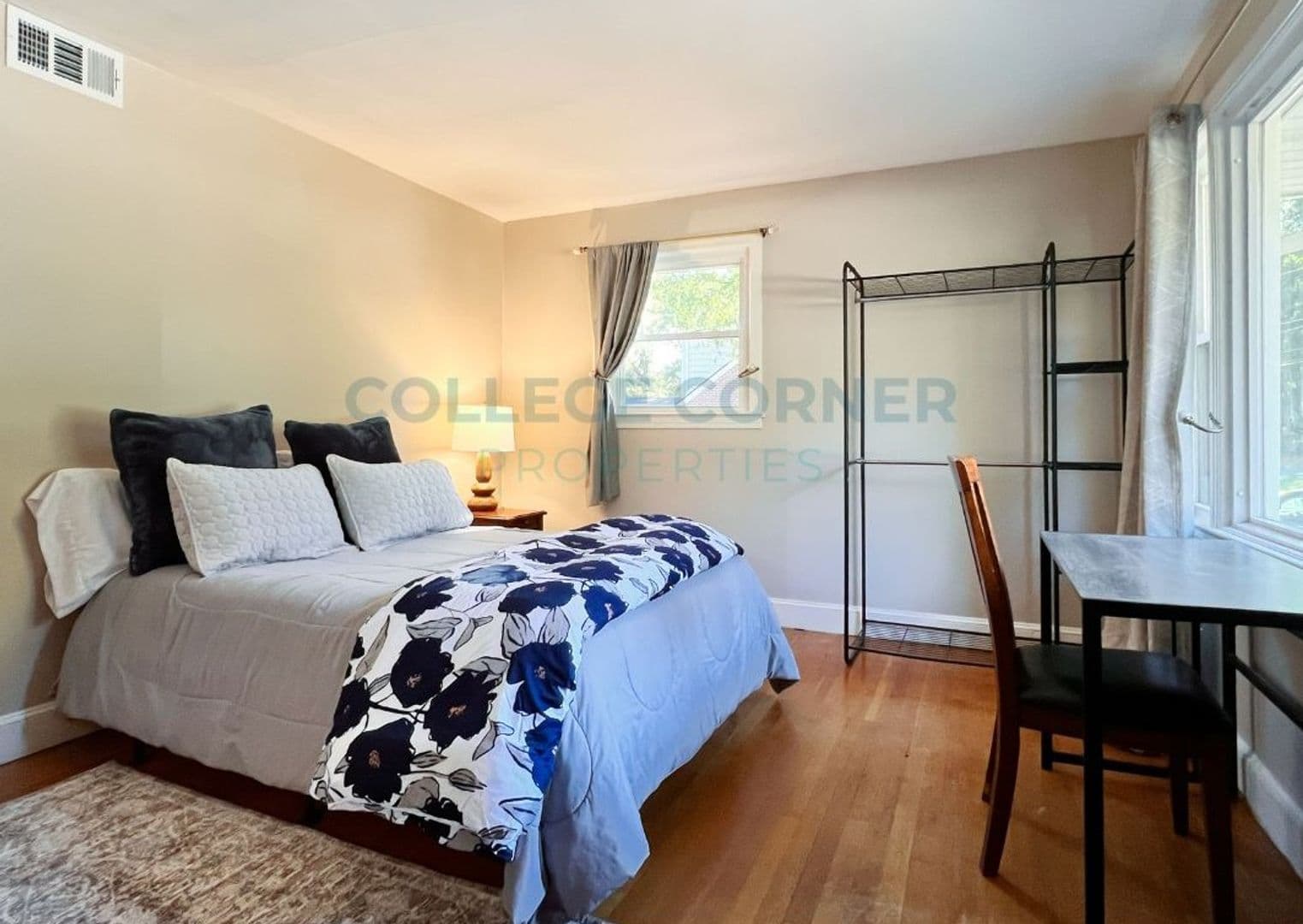 Winston Salem House: 146 Rosedale Circle
