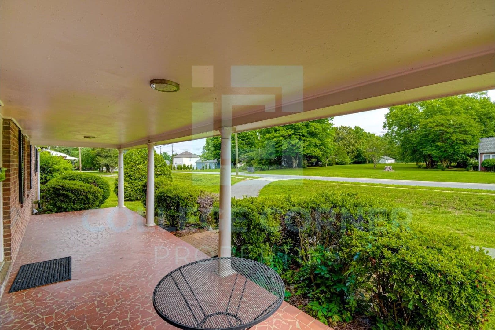 Winston Salem House: 810 Polo Road