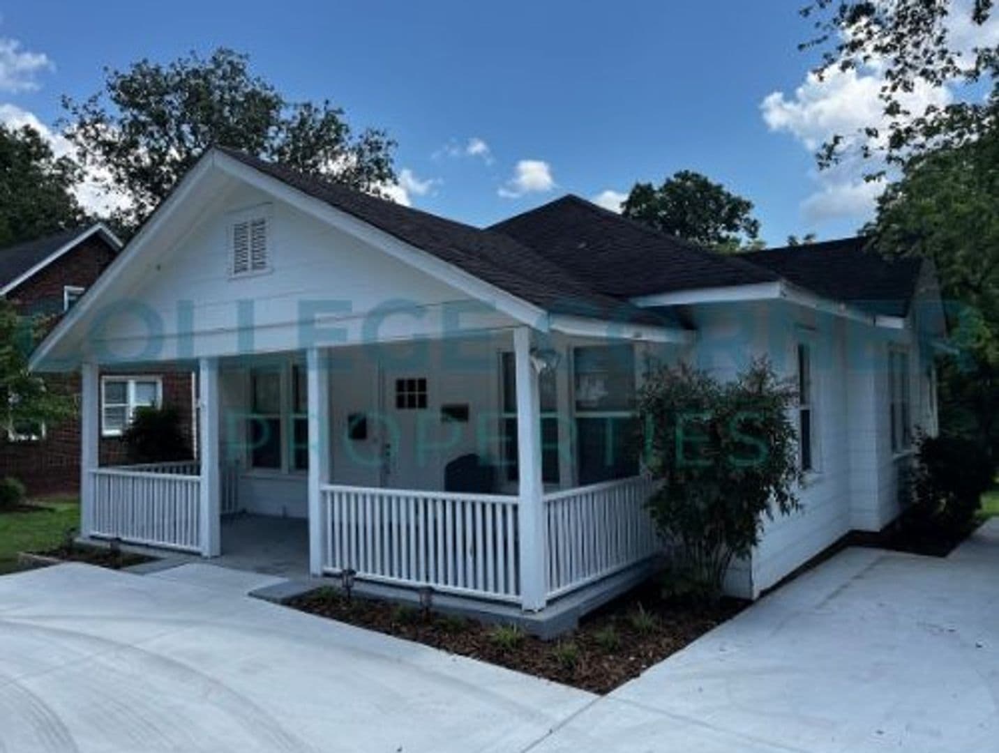 Winston Salem House: 1408 Polo Rd