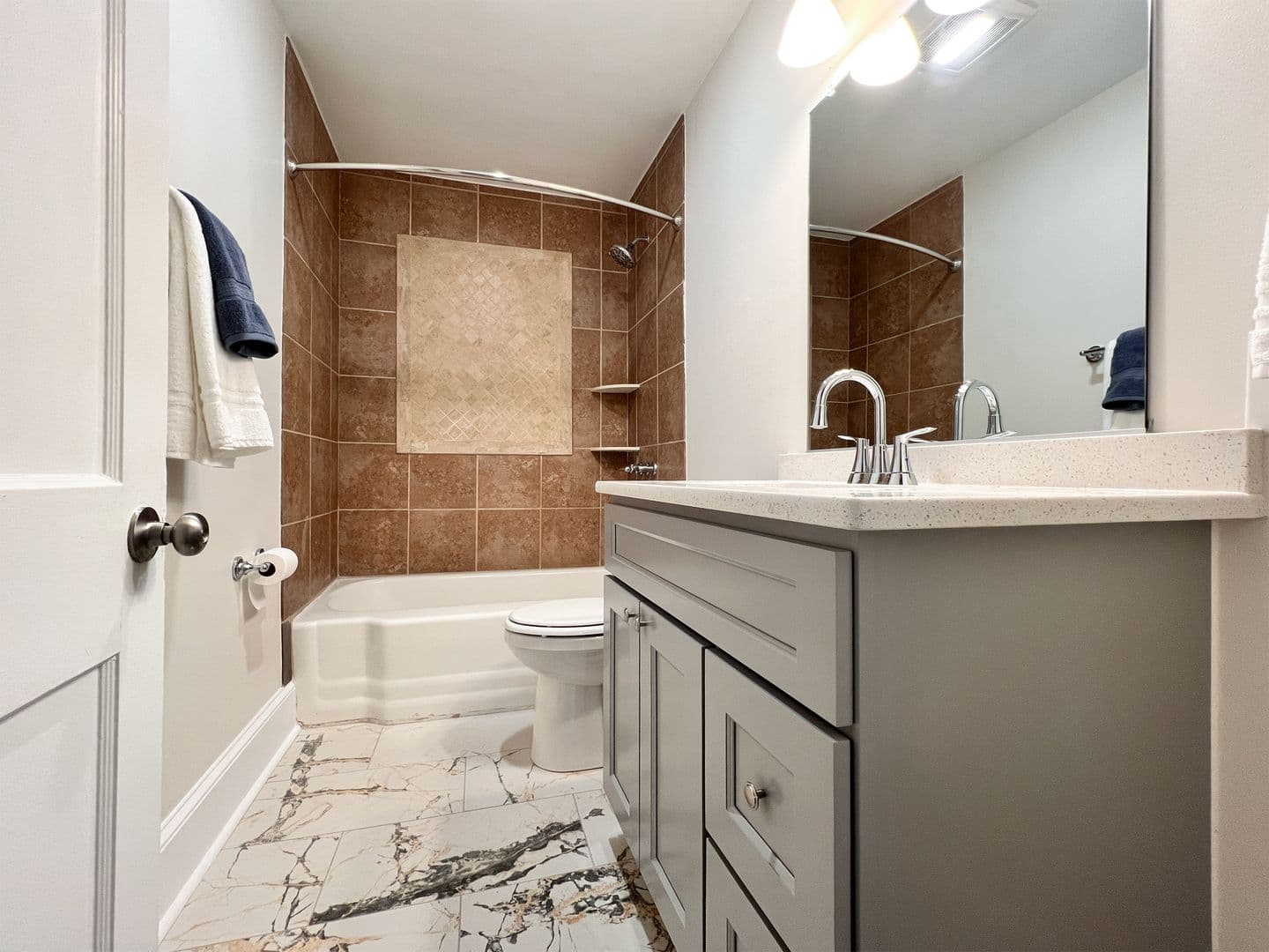 Winston Salem House: 1226 Brookwood Drive