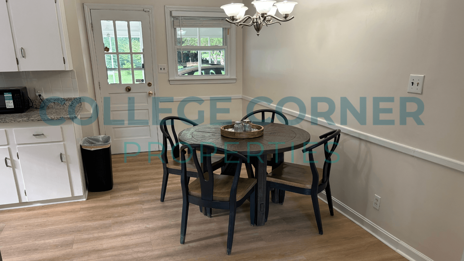 Winston Salem House: 1465 Brookwood Drive