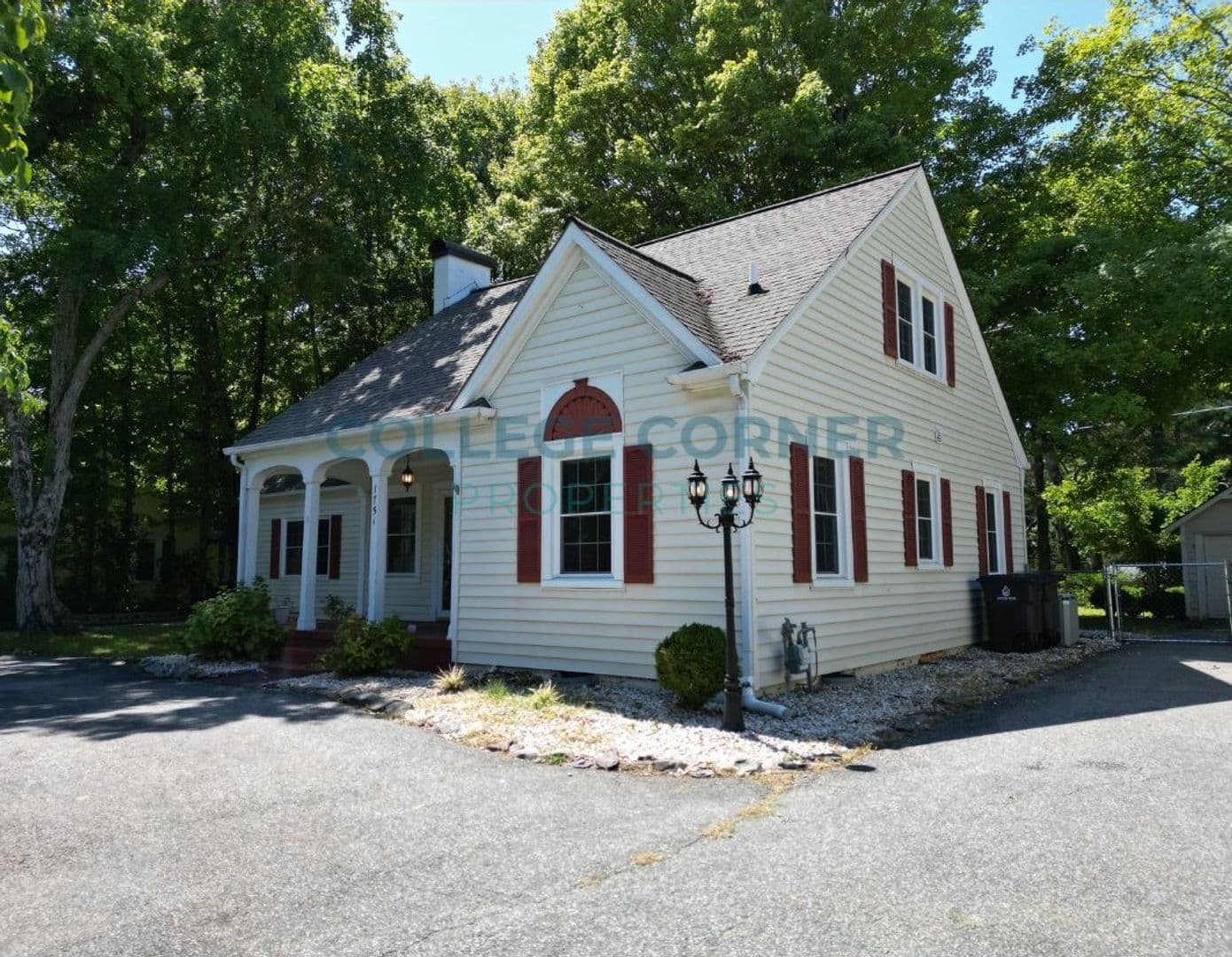 Winston-Salem House: 1751 Polo Road