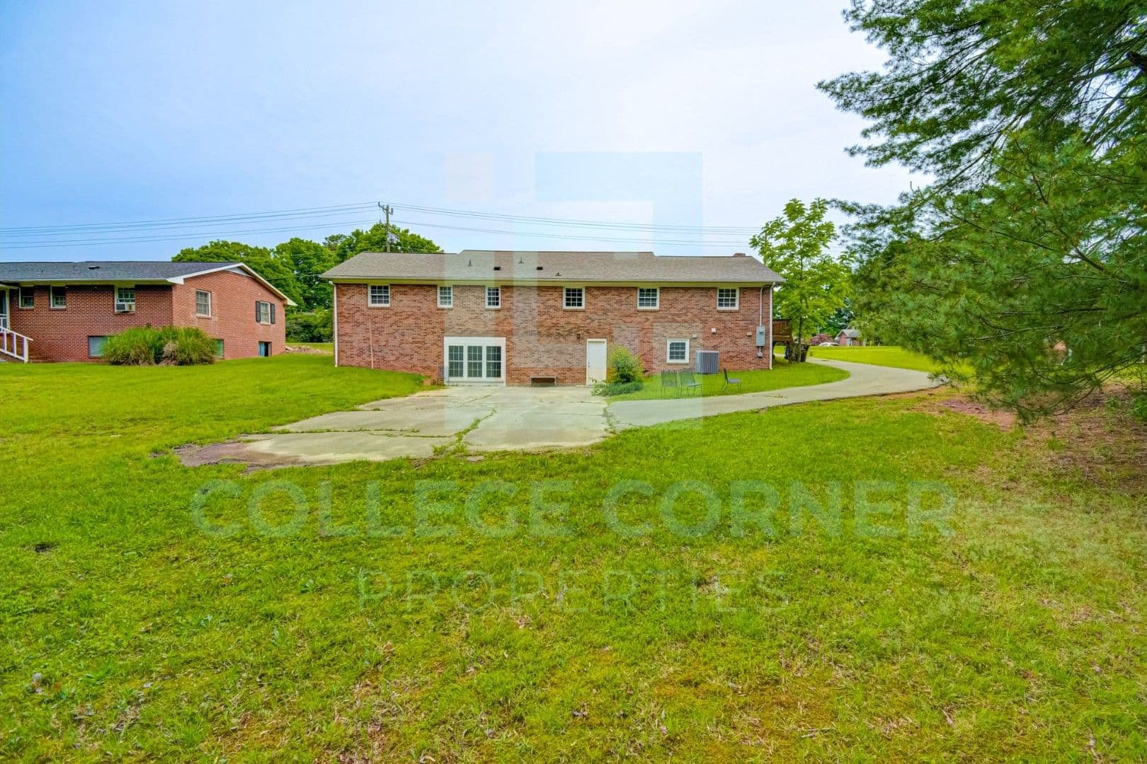 Winston Salem House: 810 Polo Road