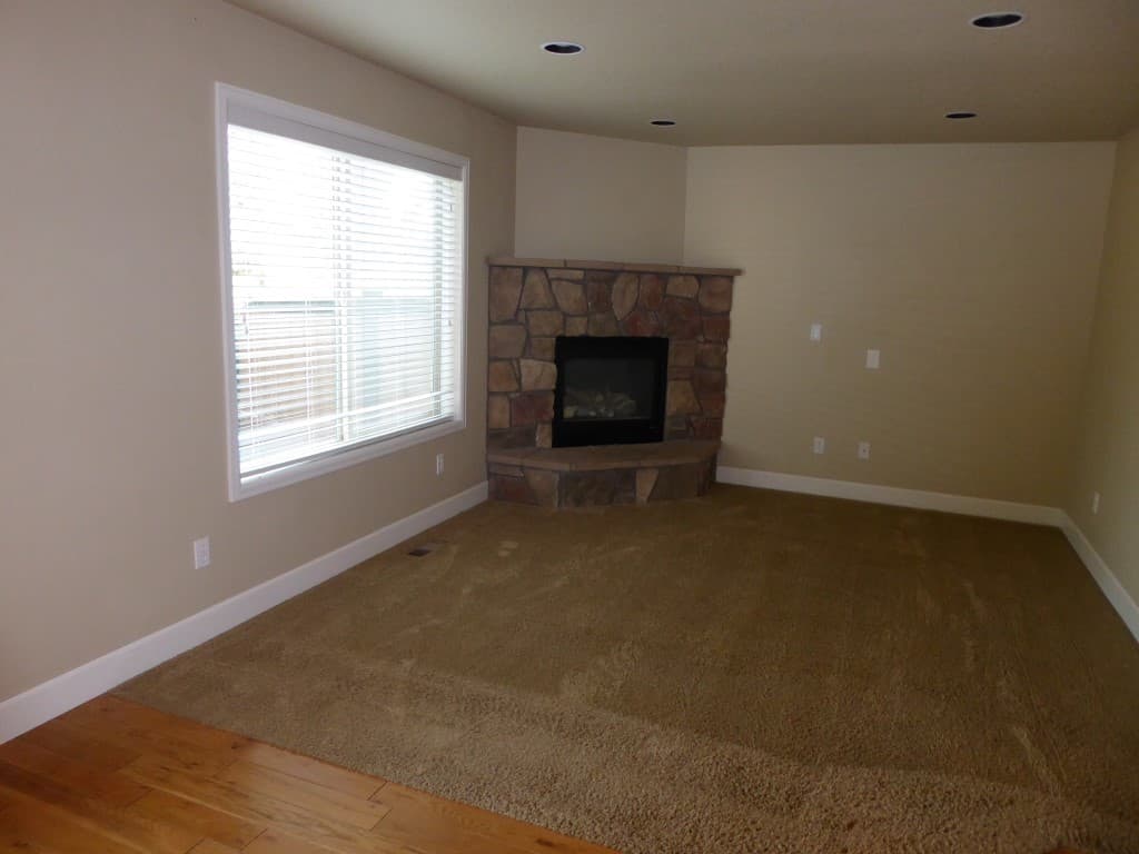 Bend House: 20254 NW Ellie Lane