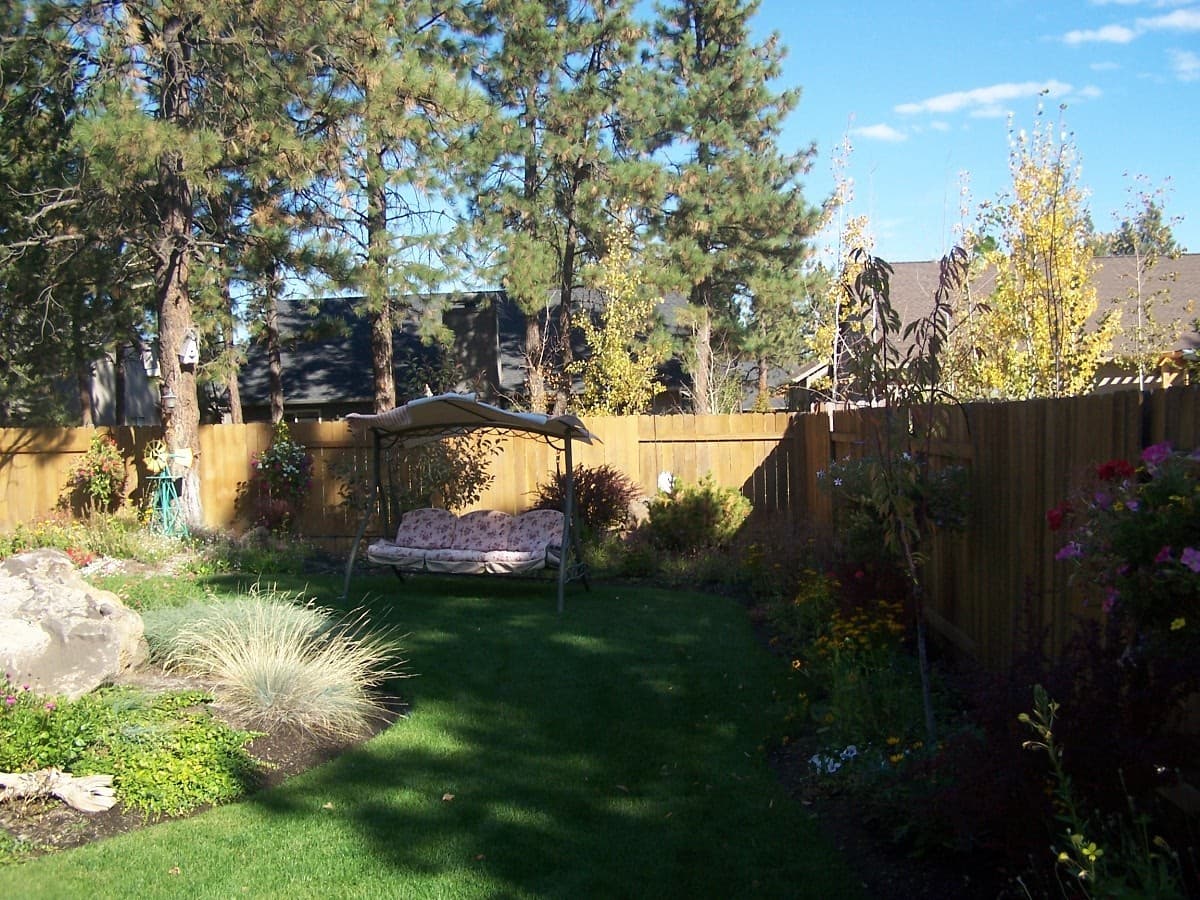 Bend House: 19910 Antler Point