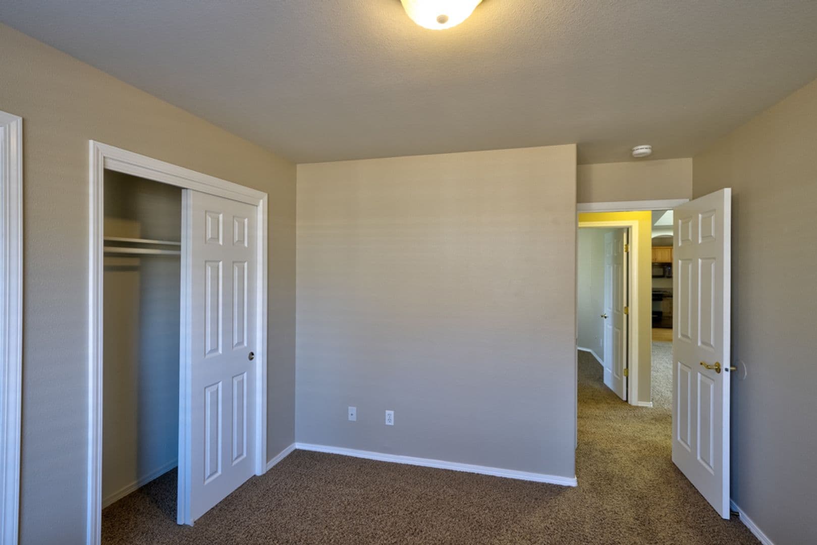 Bend House: 1305 NE Tucson Way
