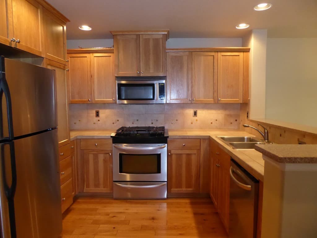 Bend House: 20254 NW Ellie Lane