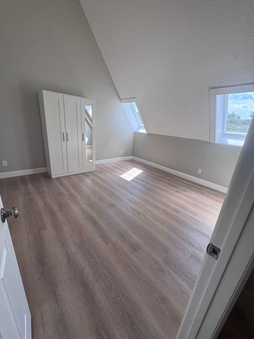 Somersworth Apartment: 396 High Street