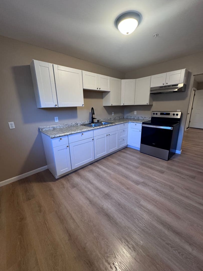 Rochester Apartment: 165 Charles Street
