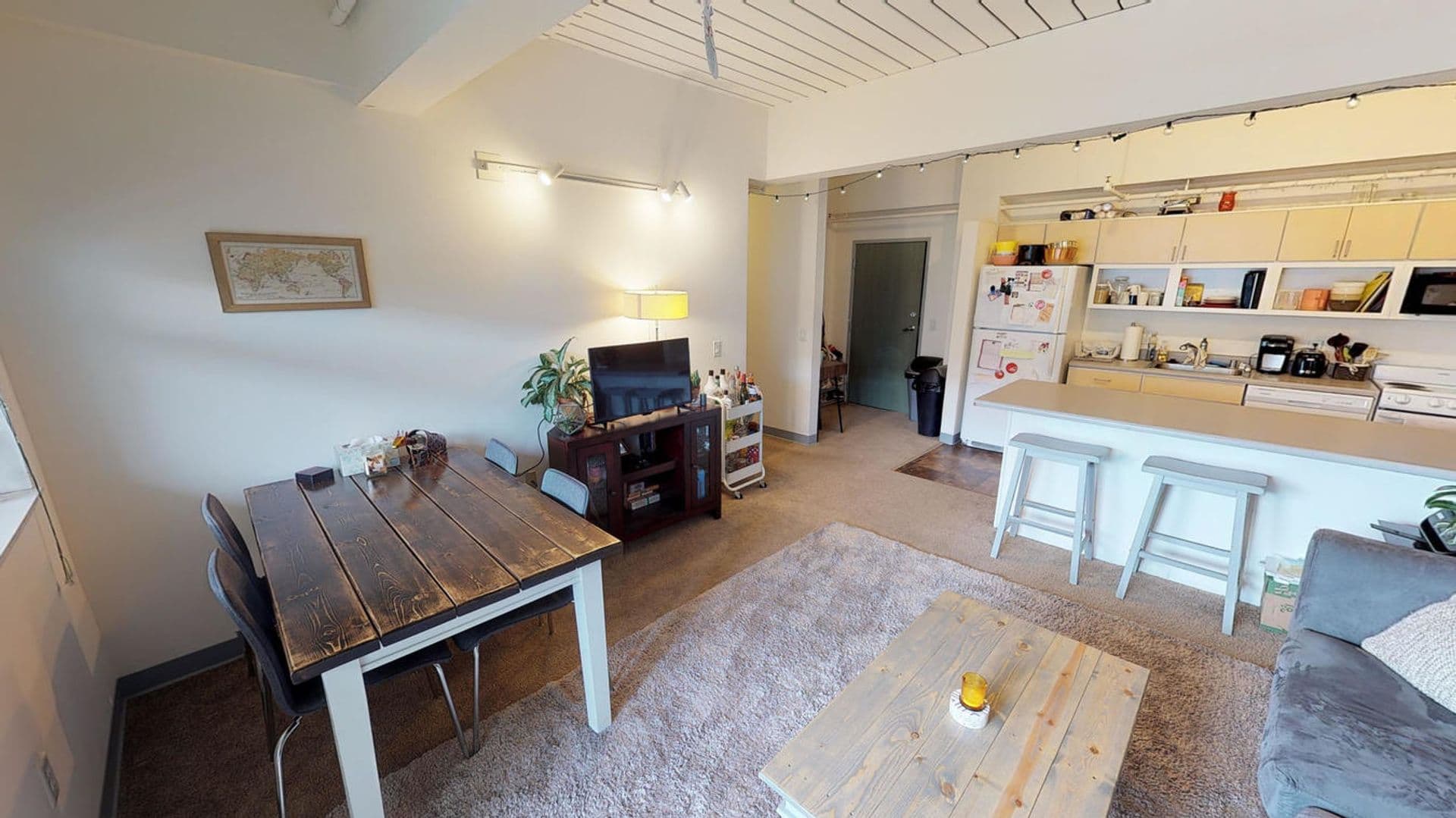 Madison Apartment: 45 N Randall Avenue