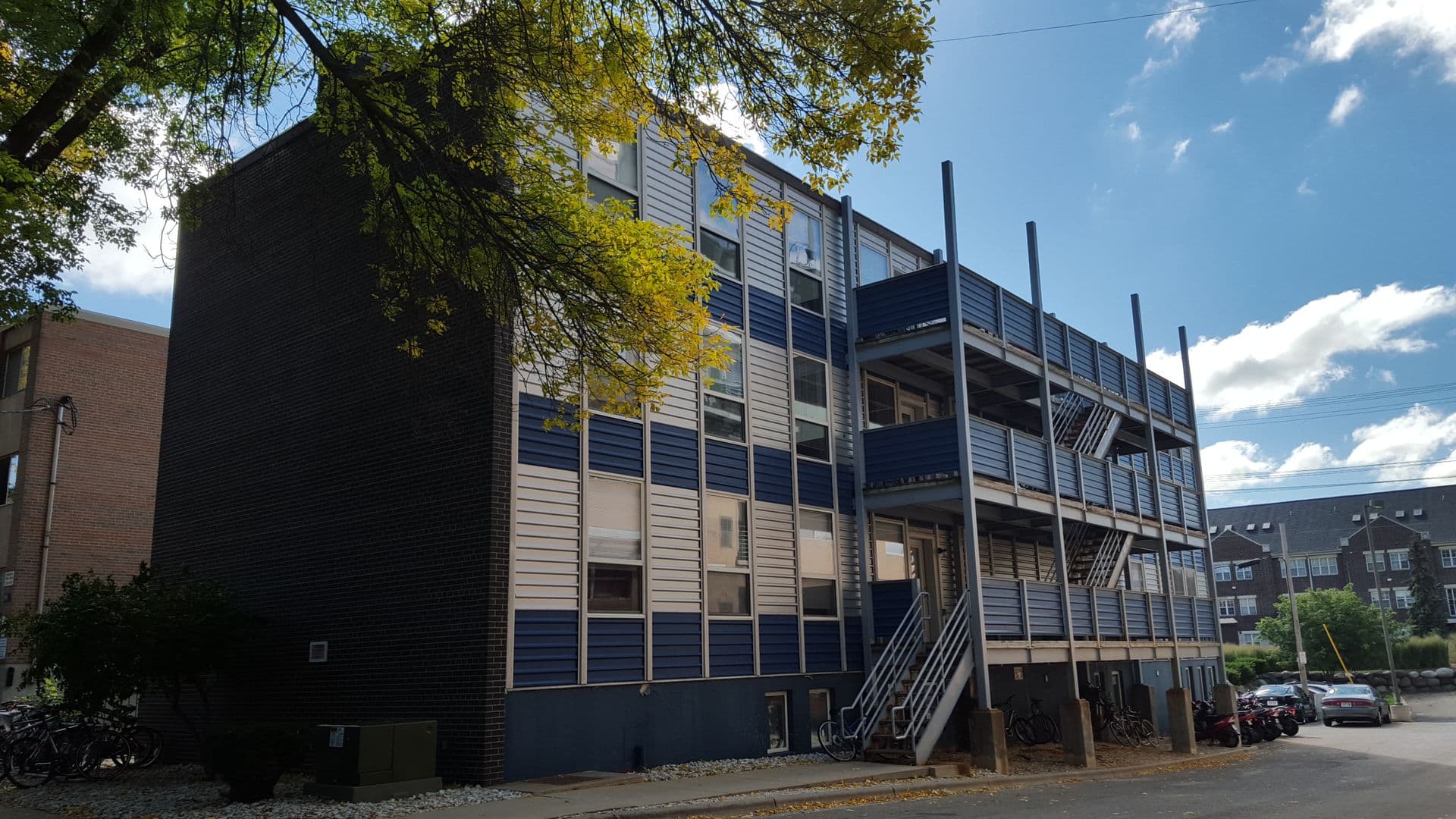 Madison Apartment: 1317 Spring Street