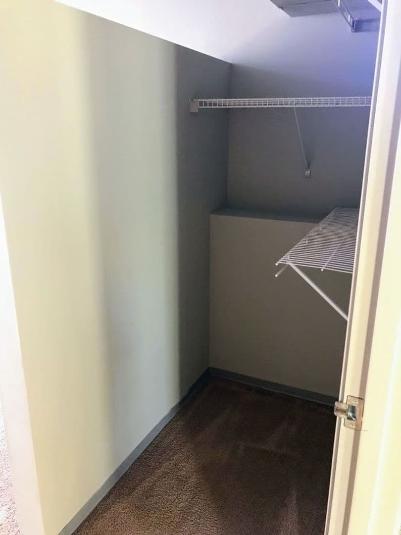 Madison Apartment: 1317 Spring Street
