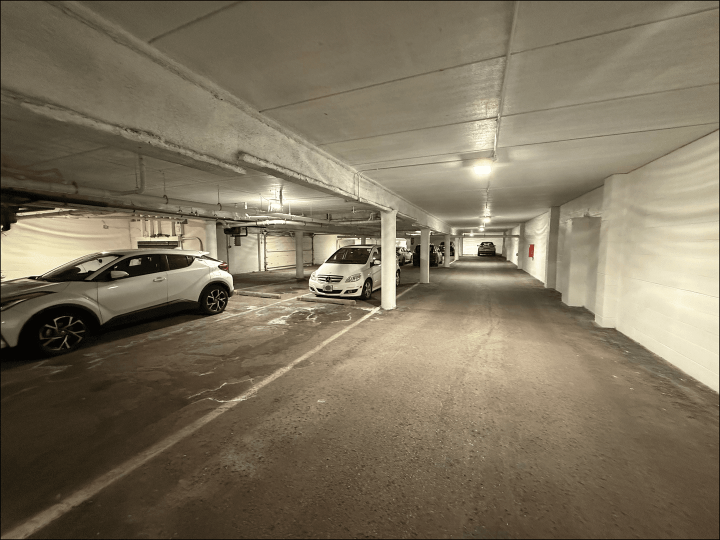 Madison Apartment: 2130 University Avenue
