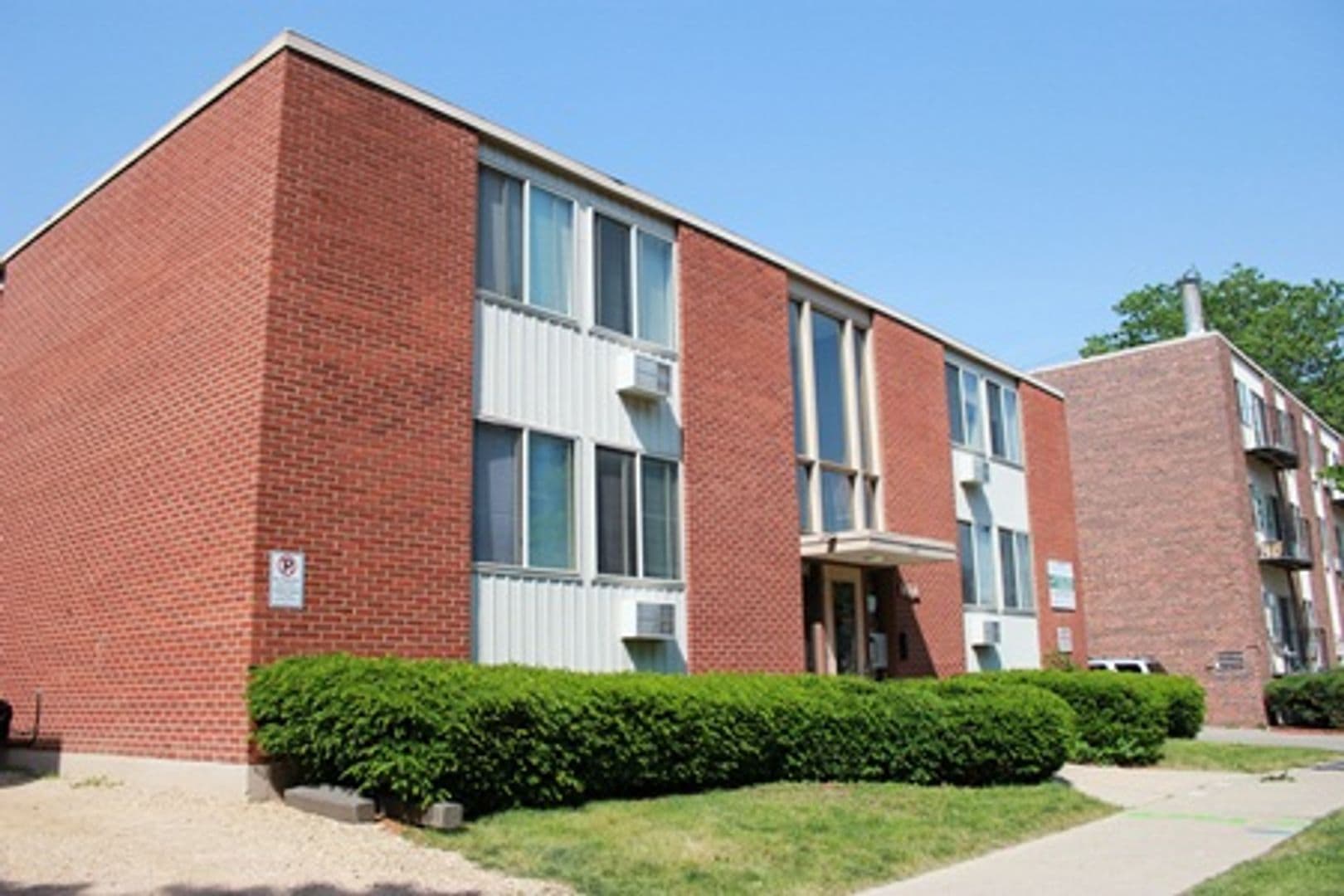 Madison Apartment: 1308 Spring Street