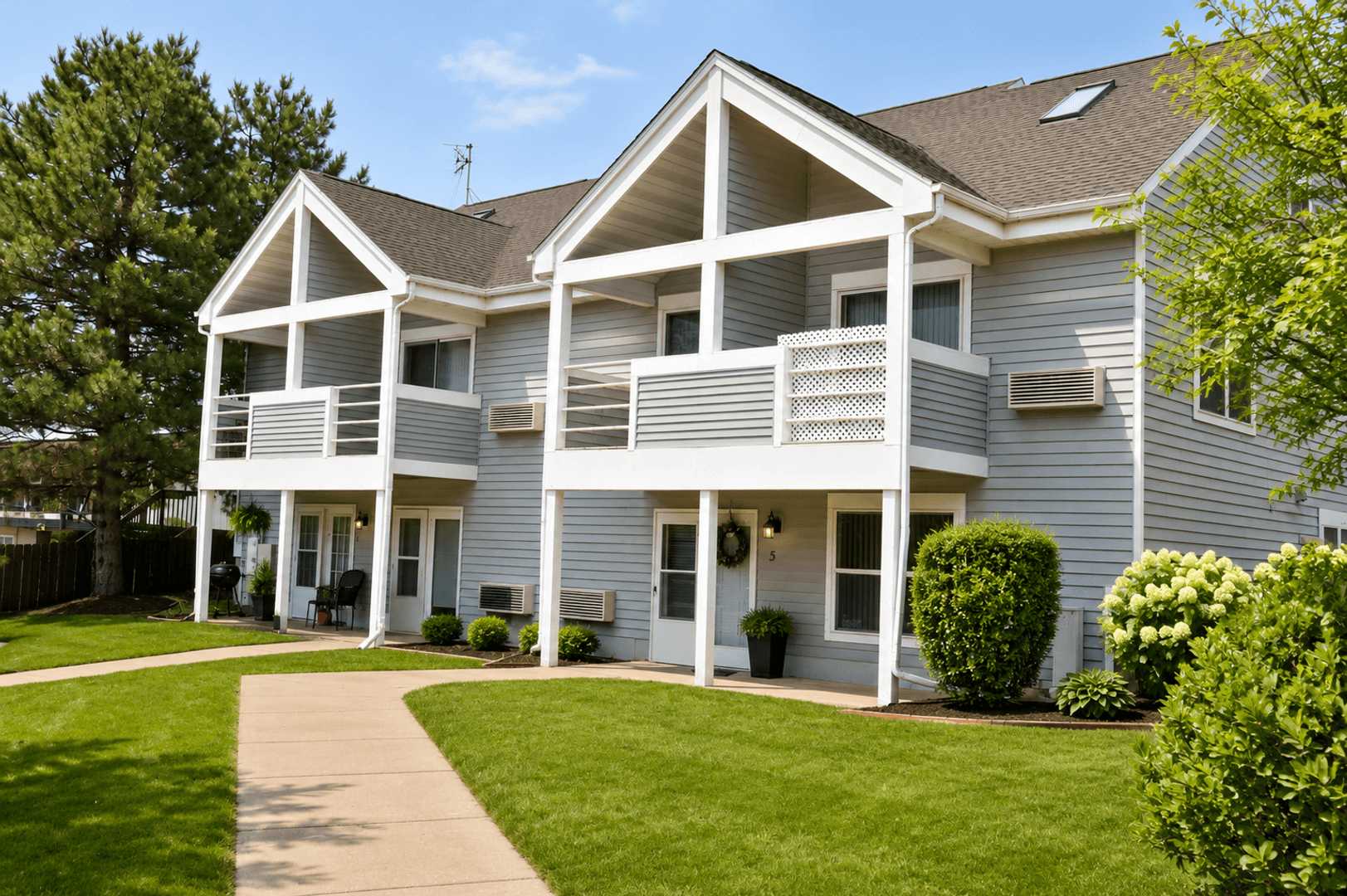 Madison Apartment: 1619 Troy Drive