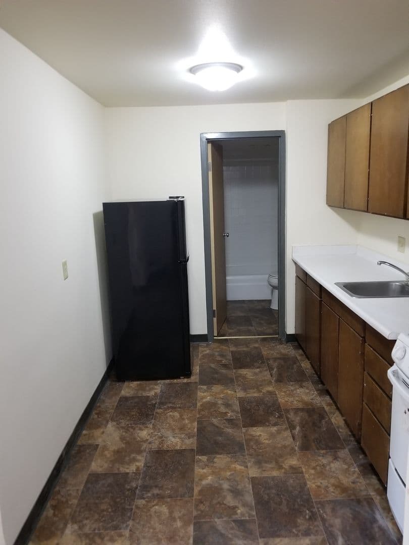 Madison Apartment: 1315 Spring Street