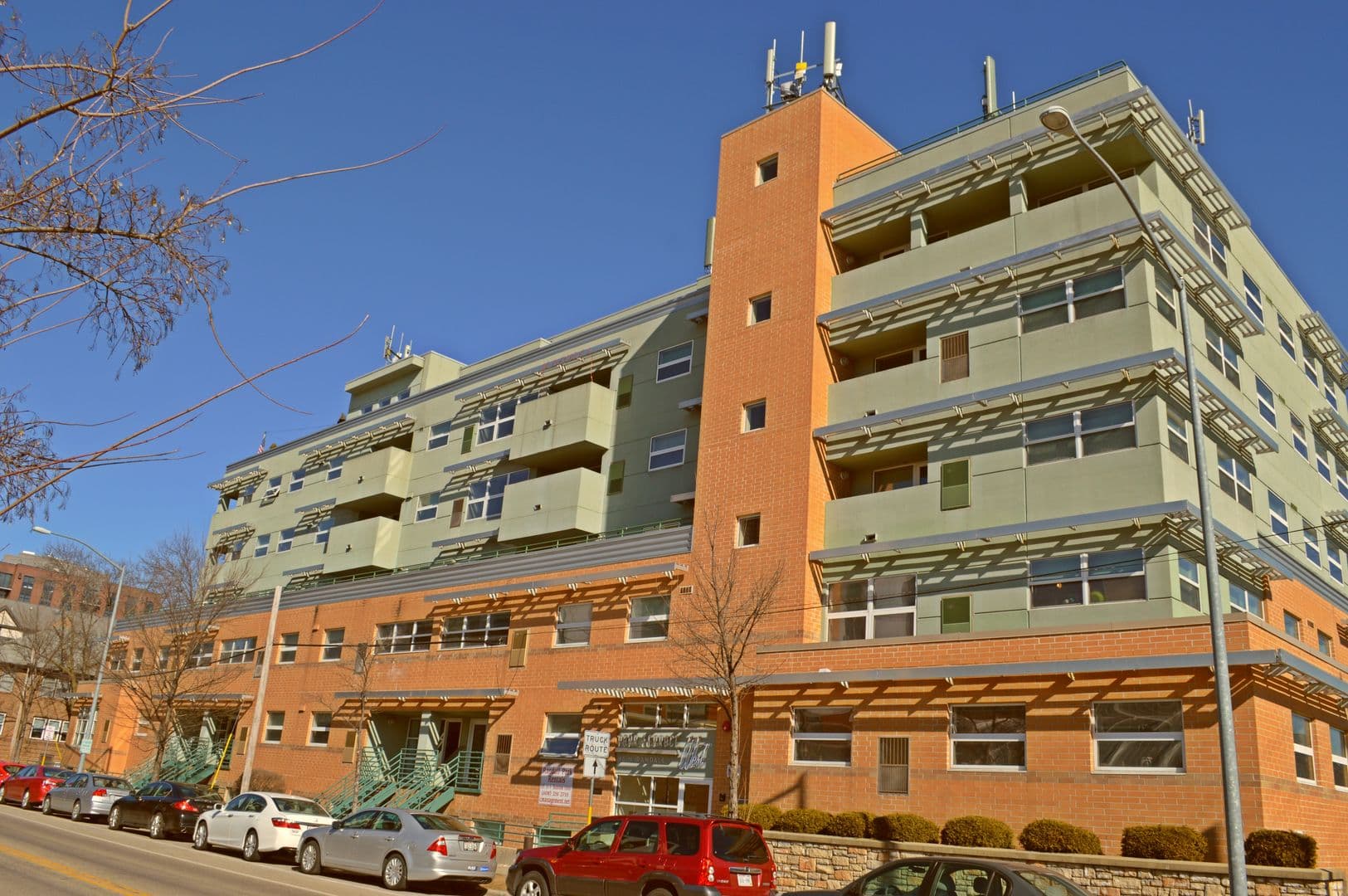 Madison Apartment: 45 N Randall Avenue