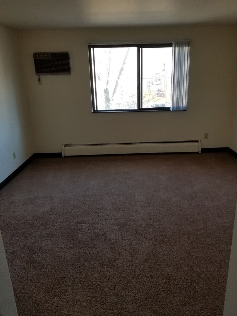 Madison Apartment: 1315 Spring Street