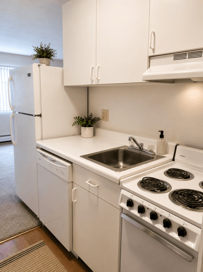 Madison Apartment: 121 S Hancock Street