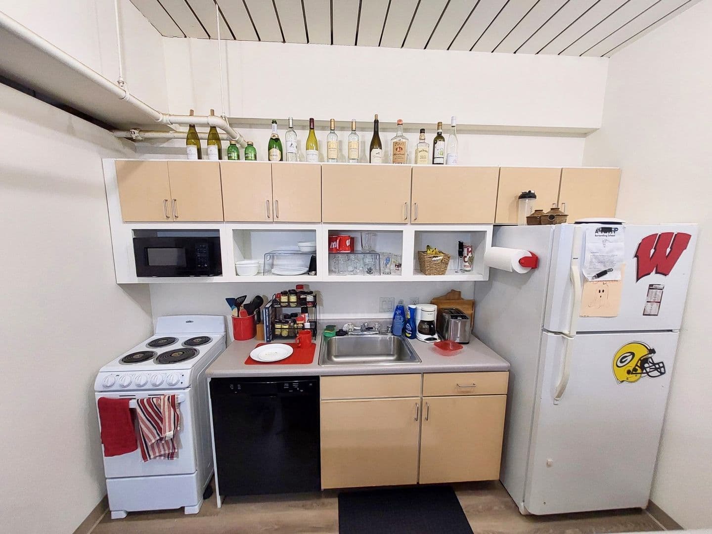 Madison Apartment: 45 N Randall Avenue