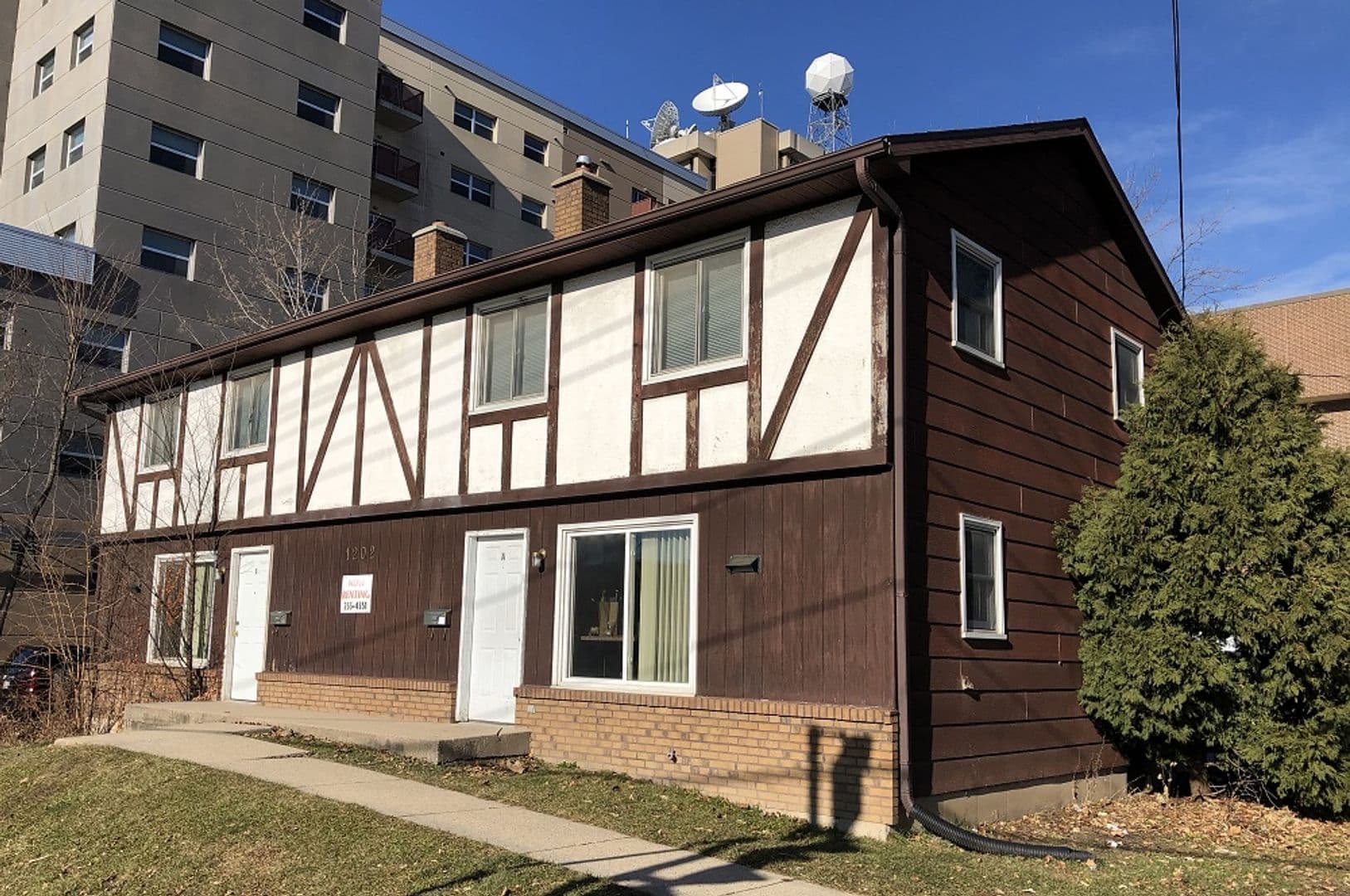 Madison Apartment: 1202 Spring Street