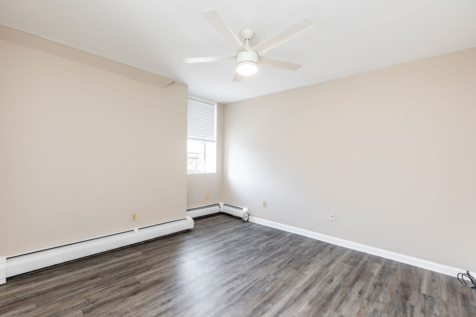 Cincinnati Apartment: 2148-2154 St. James Avenue