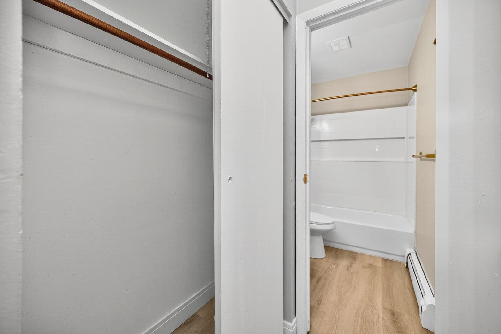 Cincinnati Apartment: 2148-2154 St. James Avenue