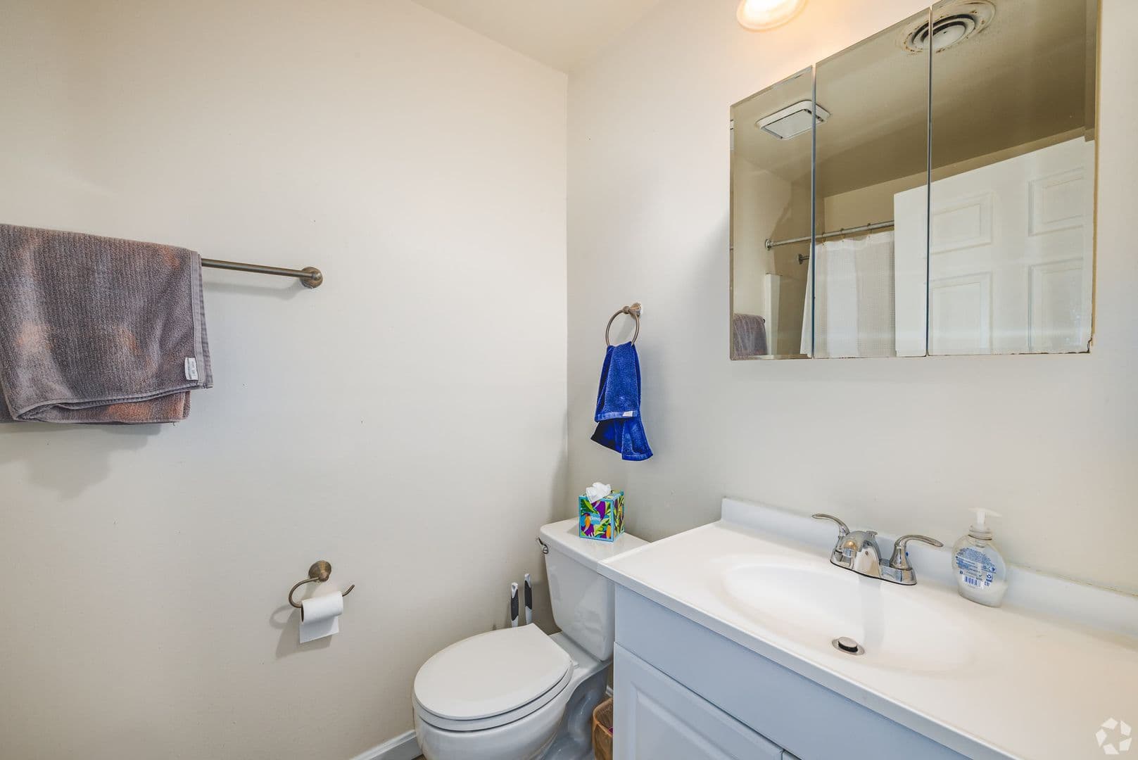 Cincinnati Apartment: 246-254 E University Ave