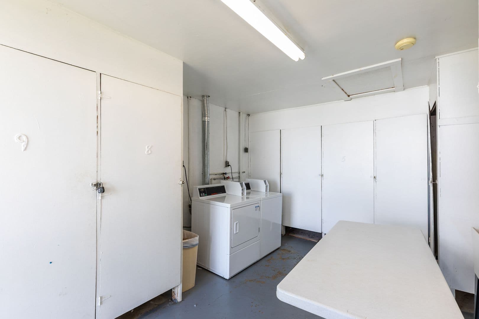 Cincinnati Apartment: 5634 Macey Ave