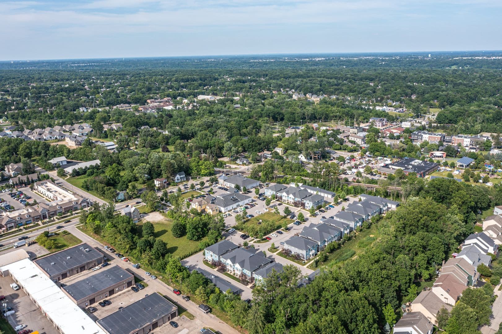 Powell Apartment: 147 W. Olentangy Street