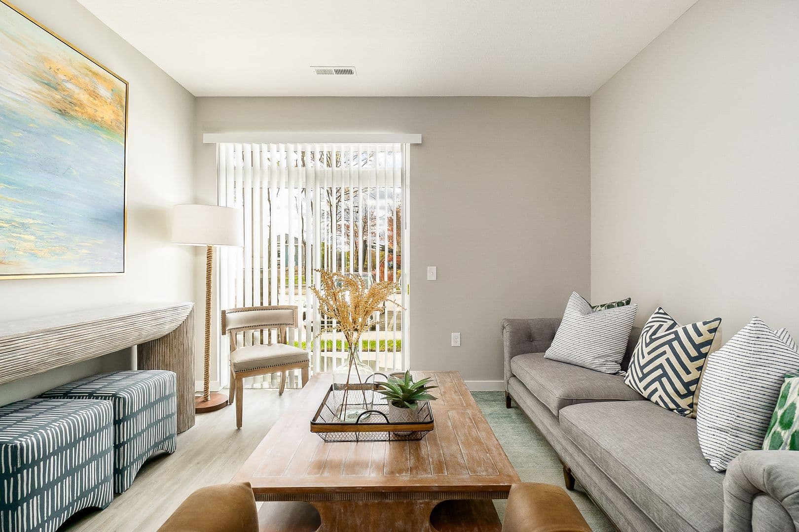 Powell Apartment: 147 W. Olentangy Street