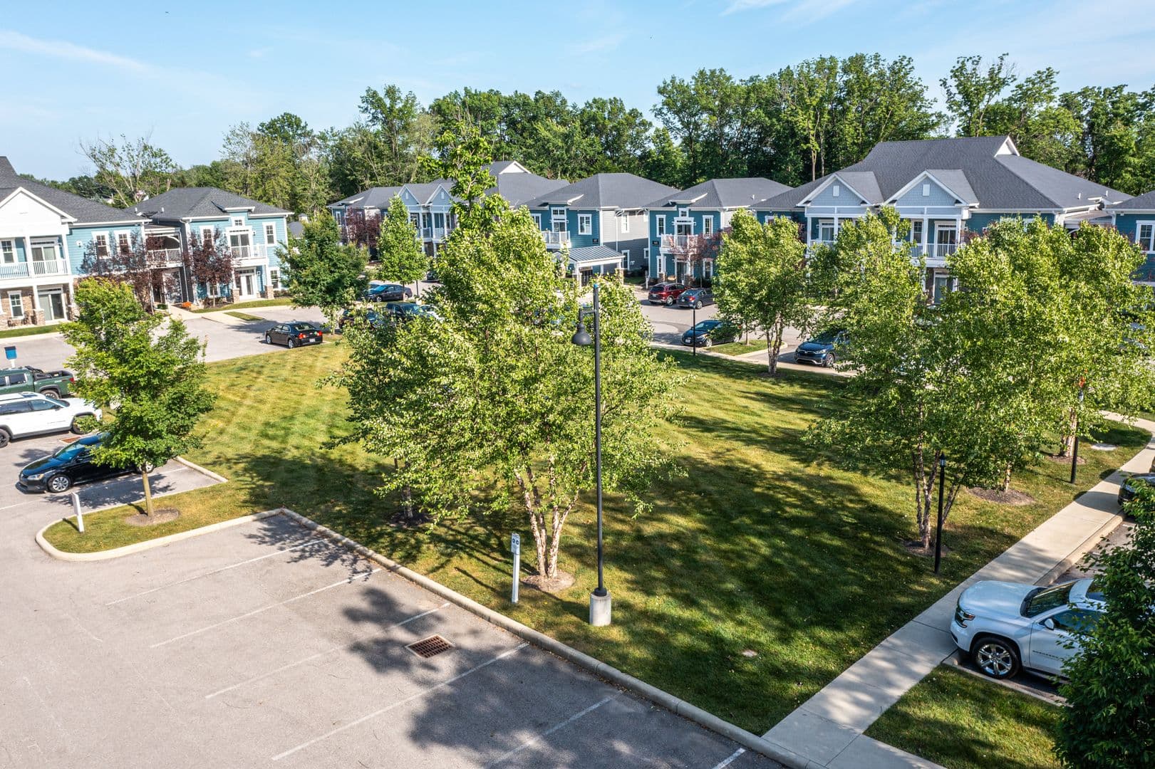 Powell Apartment: 147 W. Olentangy Street