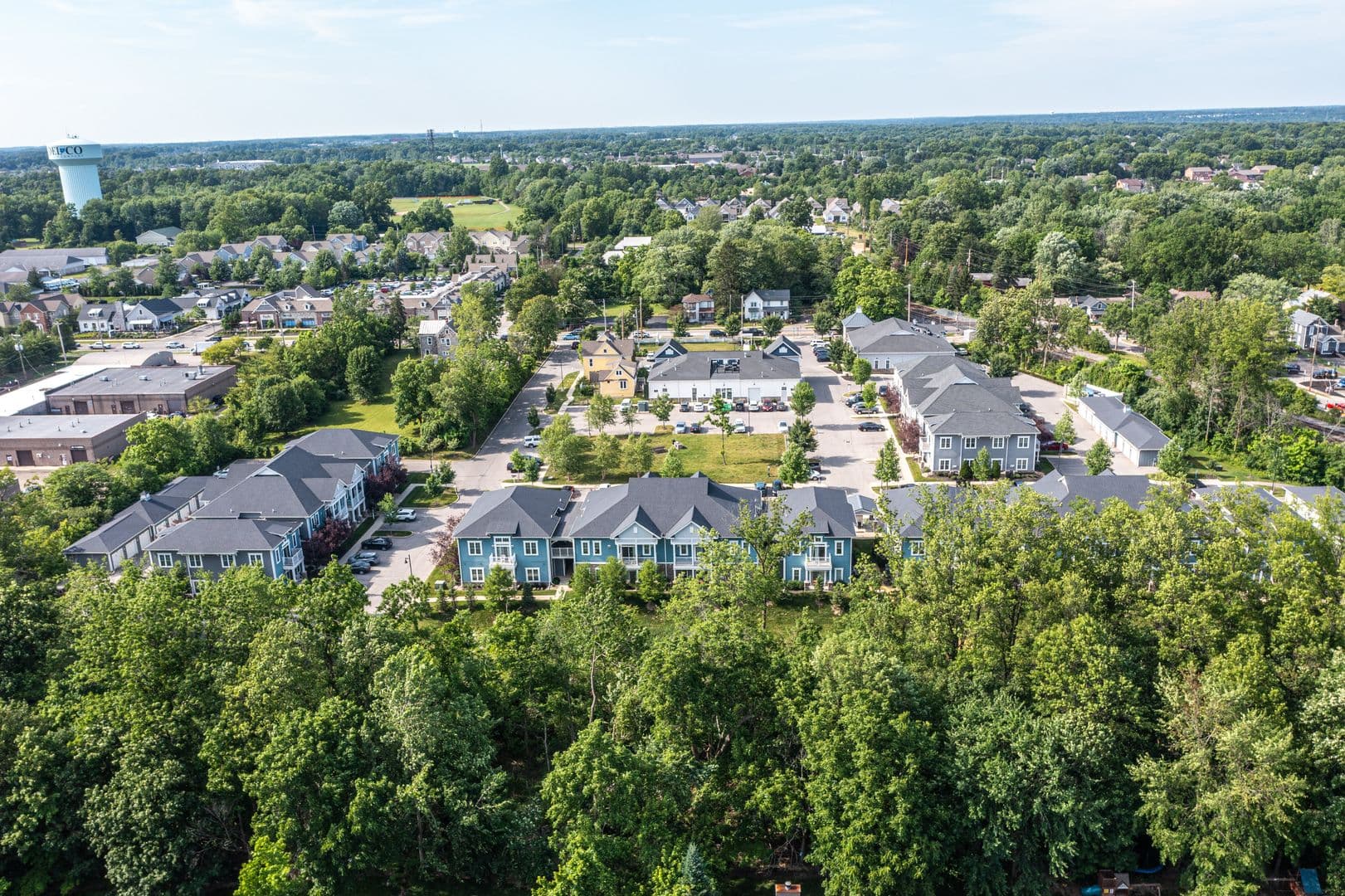 Powell Apartment: 147 W. Olentangy Street