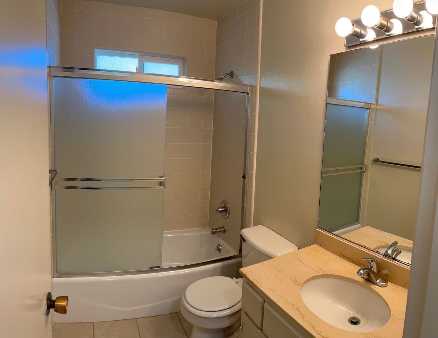 MONTEREY Apartment: 301 BELDEN ST.