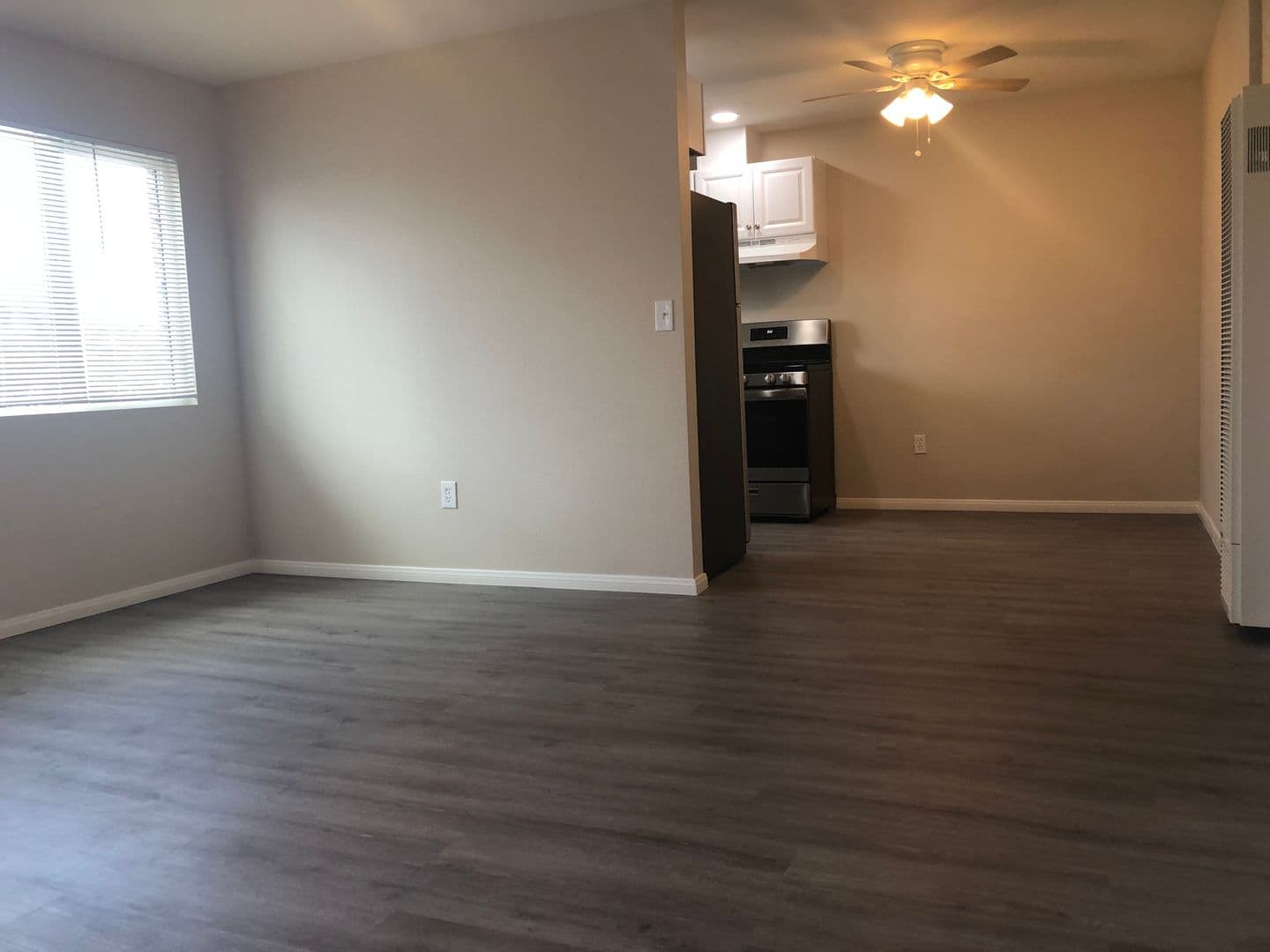 Imperial Beach Apartment: 1075 Donax Ave
