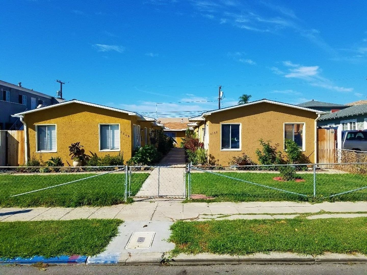 San Diego Apartment: 4566 - 4572 1/2 Oregon Street