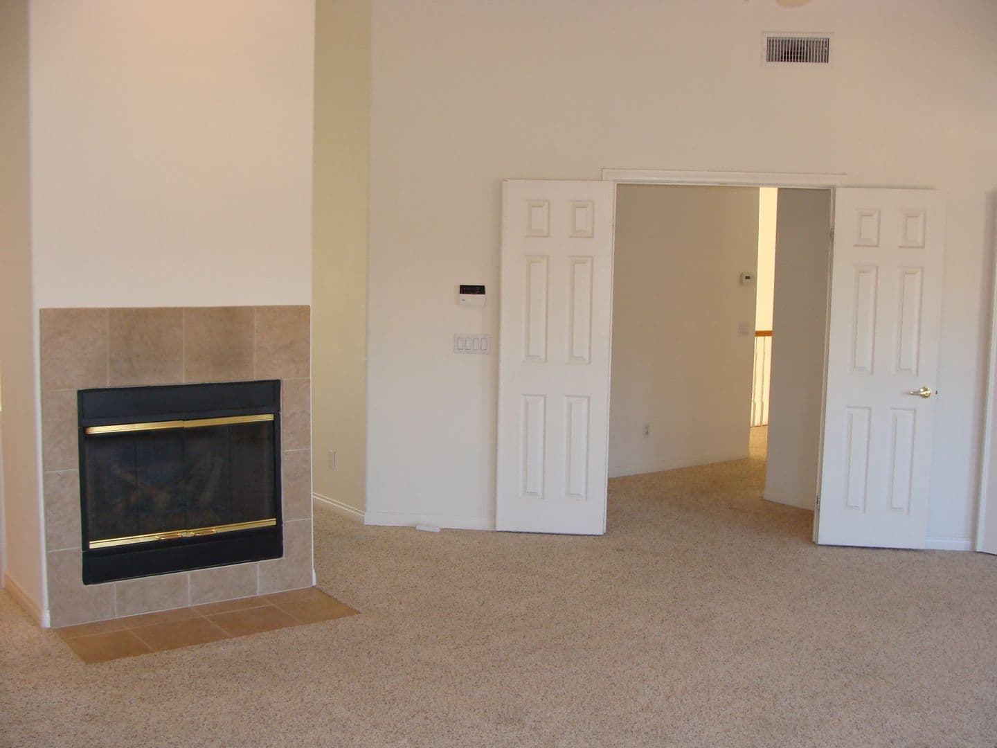 Alpine House: 367 Sneath Way