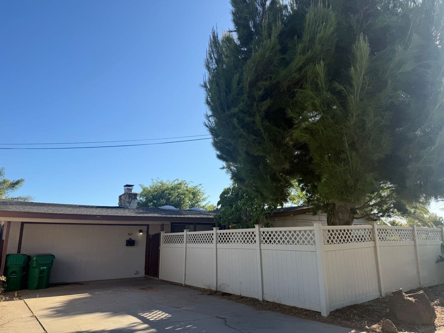 El Cajon House: 565 Pepper Drive