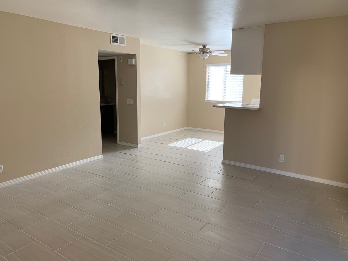 El Cajon Apartment: 960 East Chase Avenue