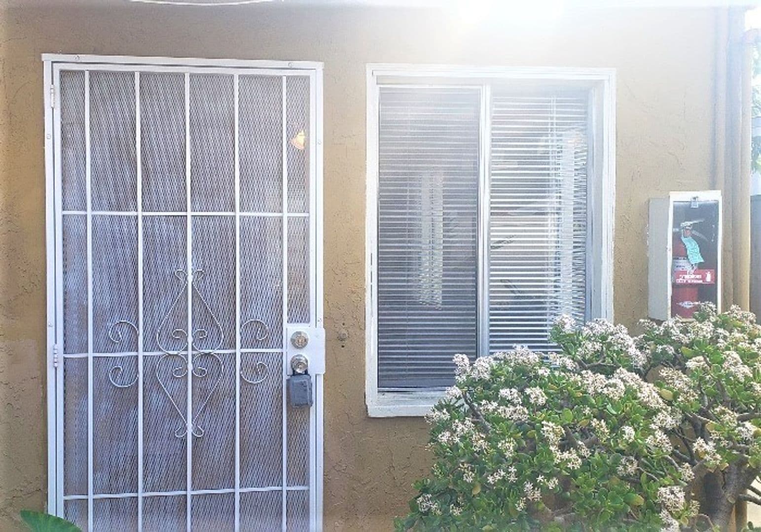 San Diego Apartment: 4566 - 4572 1/2 Oregon Street