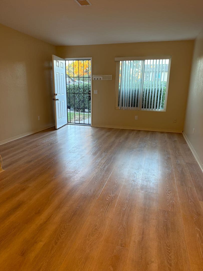 Santee Townhome: 10142 Peaceful Court