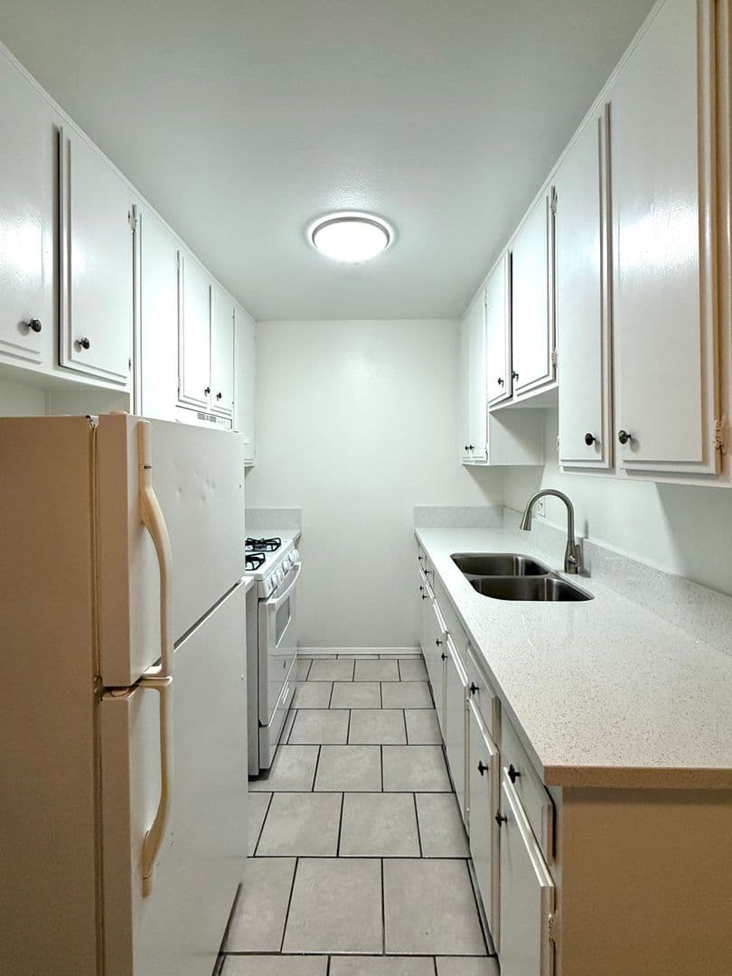 El Cajon Apartment: 541 North 1st Street