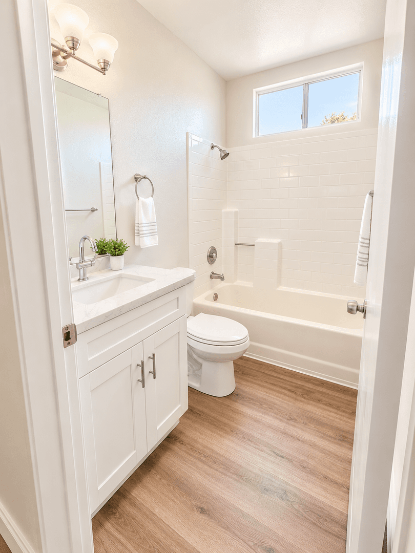 San Diego Apartment: 4110 3rd Avenue