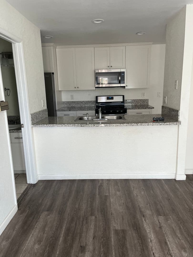 Imperial Beach Apartment: 1457 Hemlock Avenue