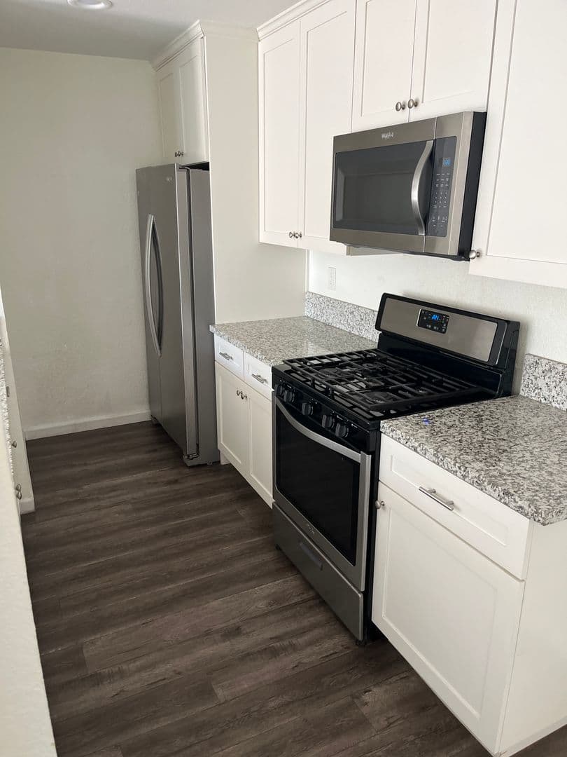 Imperial Beach Apartment: 1457 Hemlock Avenue