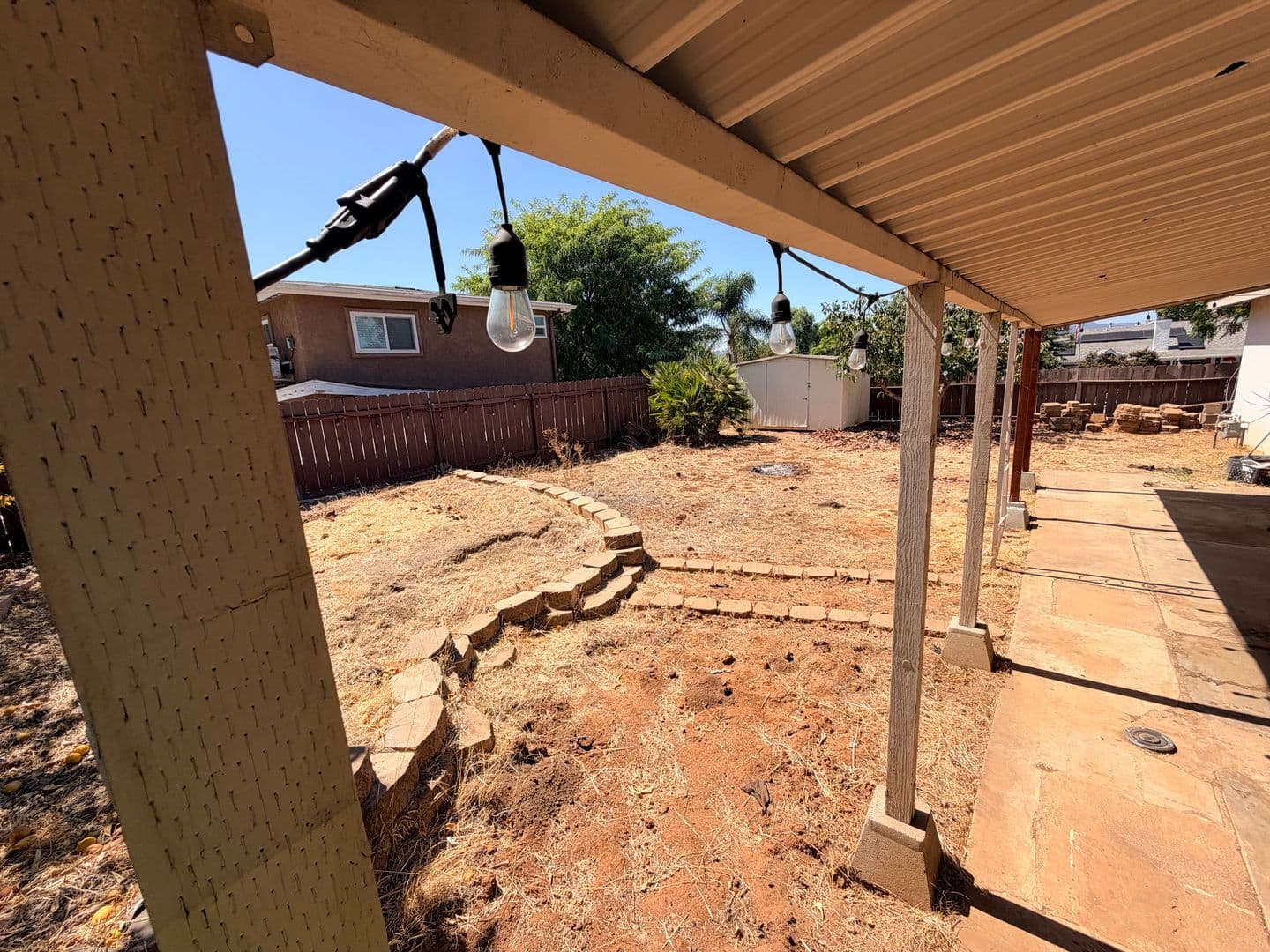 El Cajon House: 565 Pepper Drive